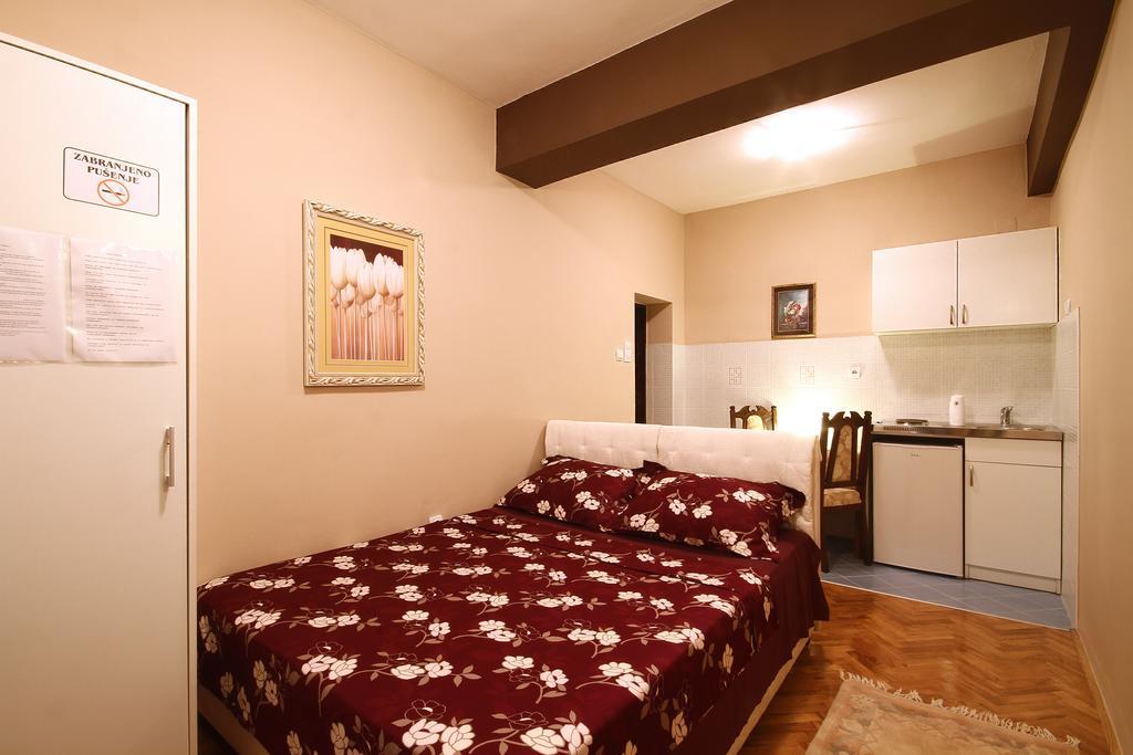 Apartments Vila Galileo بودفا الغرفة الصورة